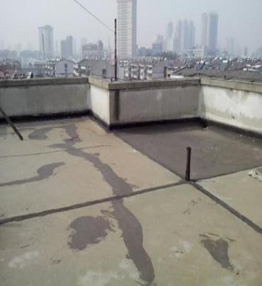 克孜勒苏柯尔克孜漏水维修 楼顶漏水是什么原因，楼顶漏水维修方法是什么?